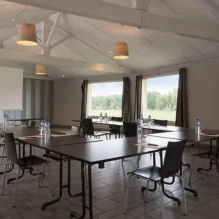 Ogcastres Le Caussa Hotel *