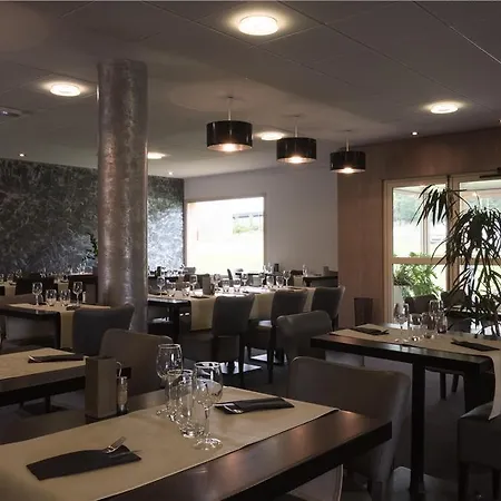 Ogle Caussea * Castres