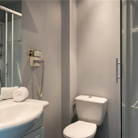 Ogcastres Le Caussa Кастр