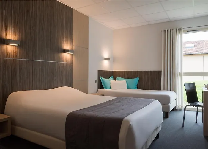 ホテル Ogle Caussea Castres *