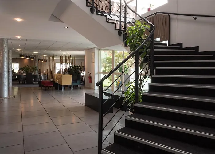 Ogle Caussea Castres * カストル